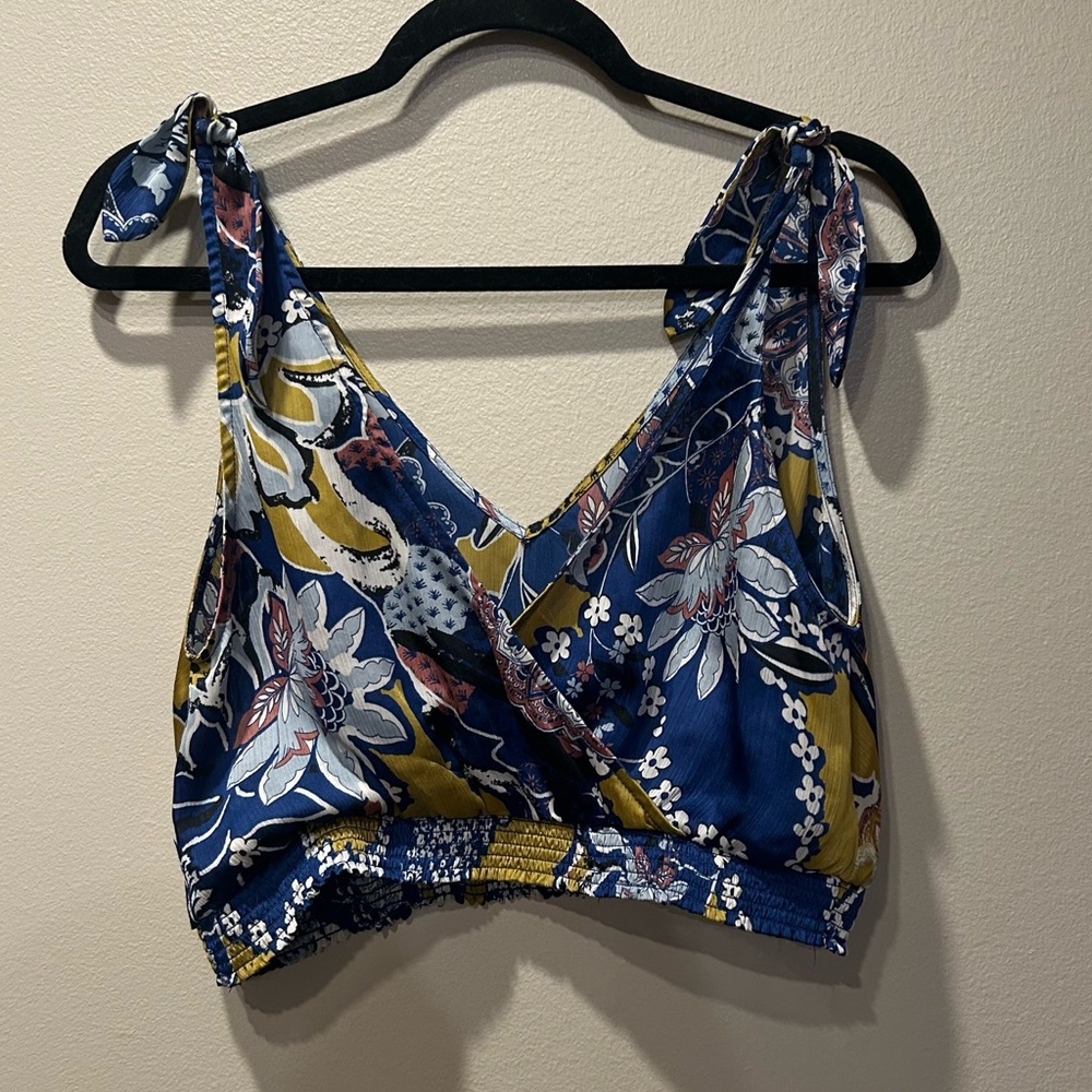 Free People Weekend in Montauk Smocked Crop Tie Strap Top SZ M